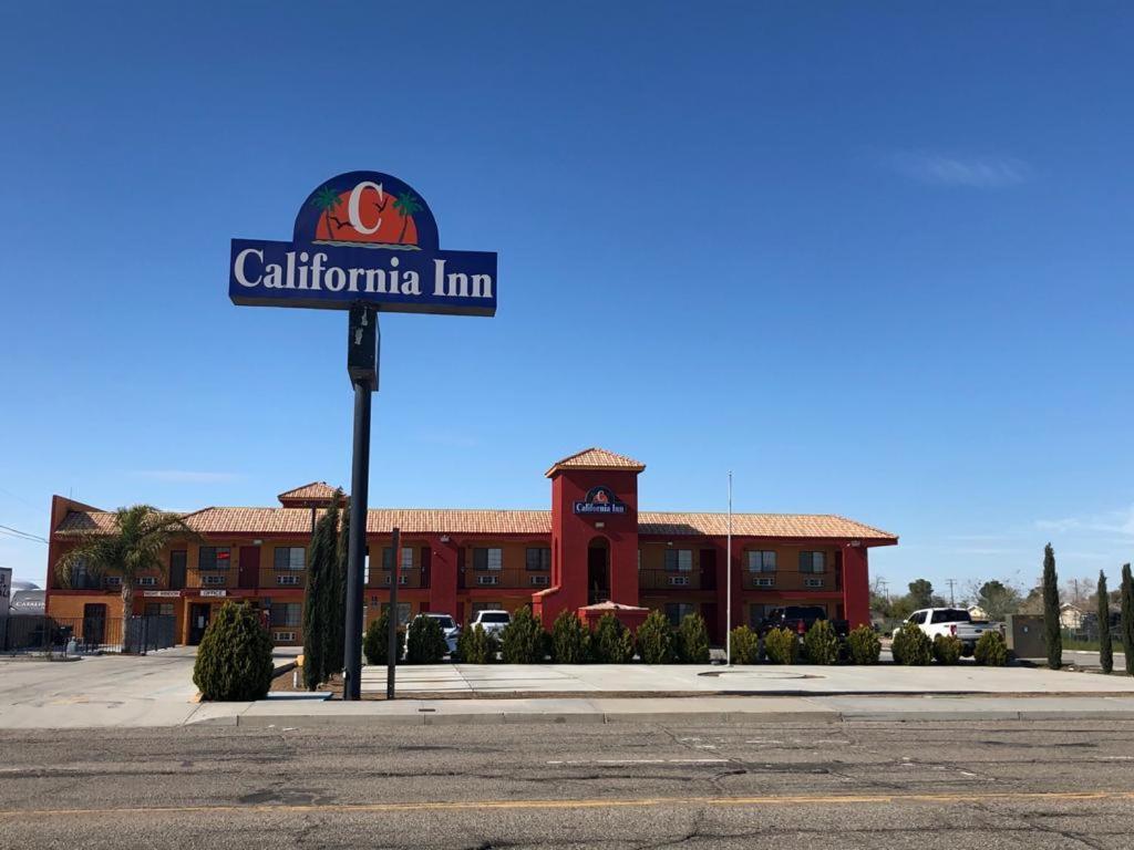 California Inn Hotel And Suites Adelanto Us 395 Ngoại thất bức ảnh